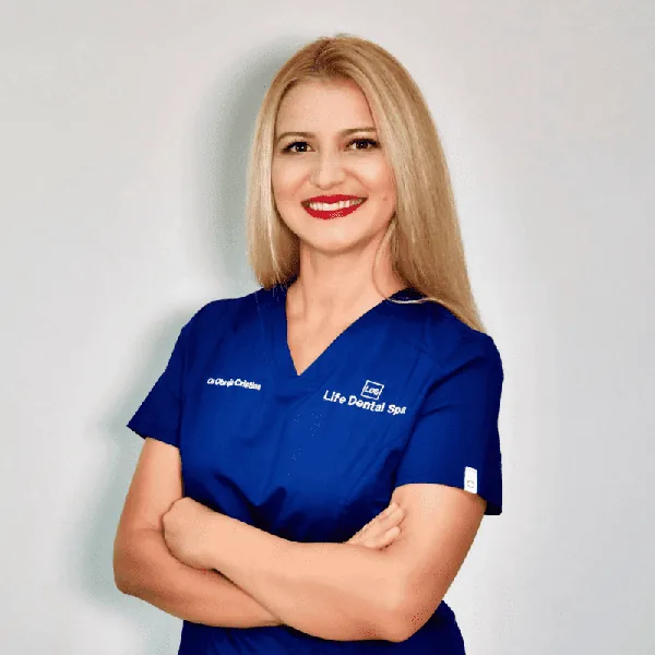 Dr. Cristina Obreja — Fondator & Director Medical